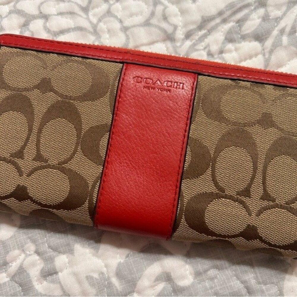 Sale- Coach wallet Gently Used